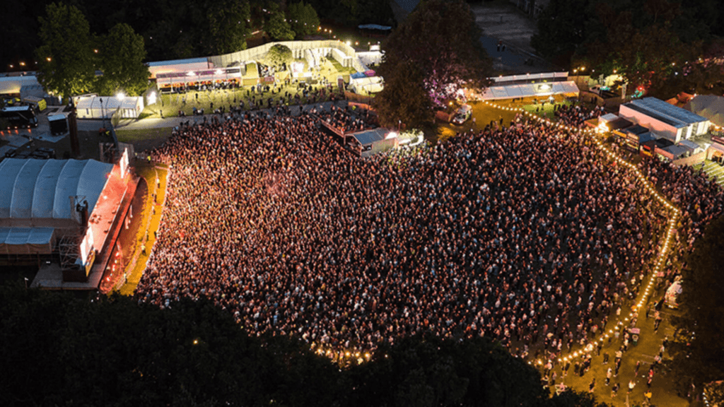 Crowds at festival